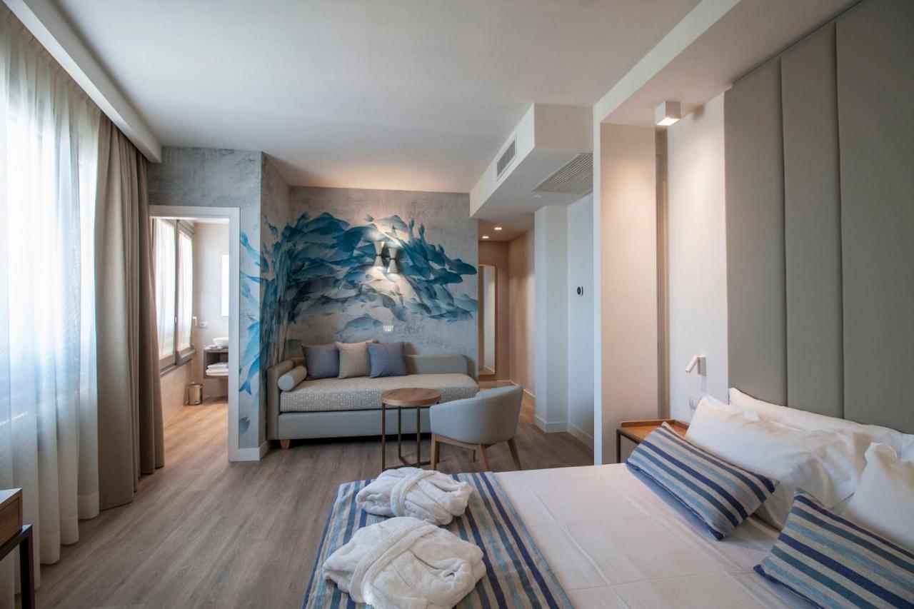 Aqua Boutique Hotel Castiglione della Pescaia Bagian luar foto