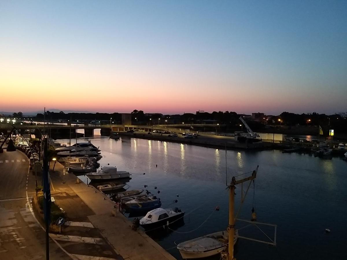 Aqua Boutique Hotel Castiglione della Pescaia Bagian luar foto