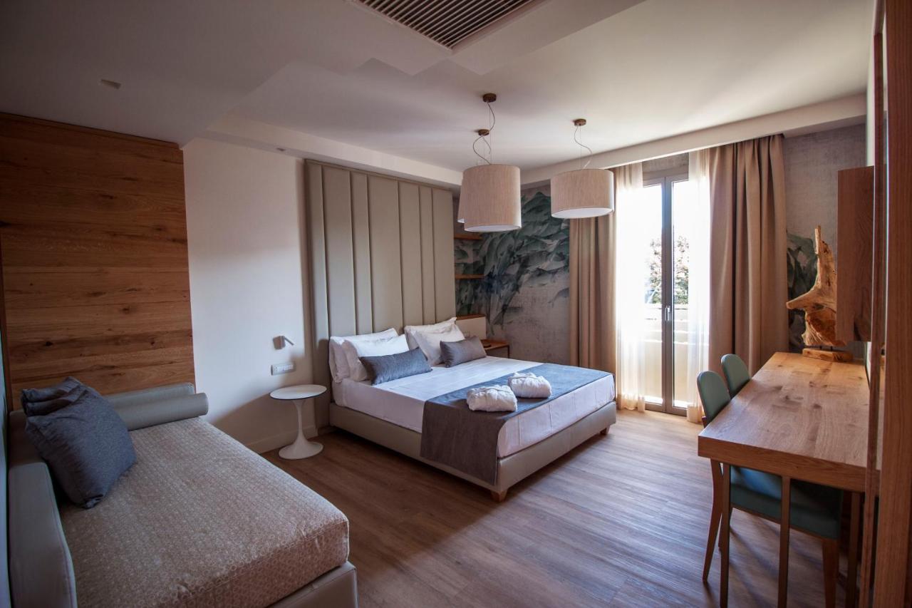 Aqua Boutique Hotel Castiglione della Pescaia Bagian luar foto